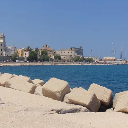 Dimora Santi E Marinai Бари