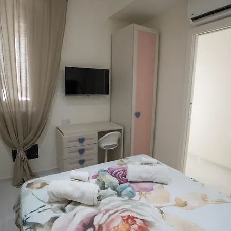 Апартаменты Dimora Santi E Marinai *