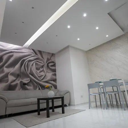 Dimora Santi E Marinai * בארי