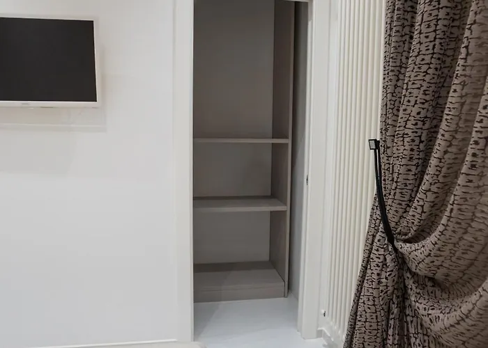 Dimora Santi E Marinai Μπάρι